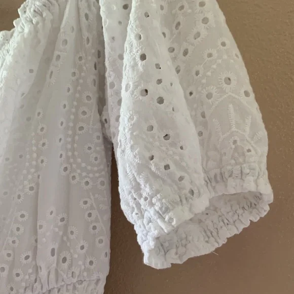 Betsey Johnson Elegant White Eyelet Dress Size Large - Picture 4 of 8